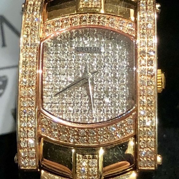 {SOLD} - Picture 4 of 14